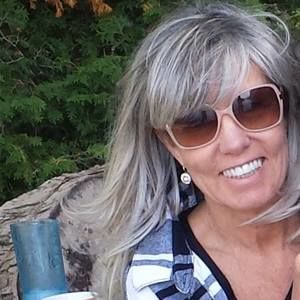 Meet your Posher, Denise